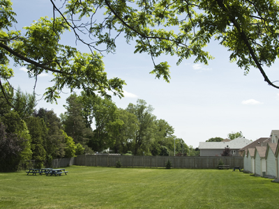 Falls Manor Resort and Restaurant, Niagara Falls