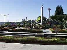 Formal gardens within the Oakes Garden Theatre